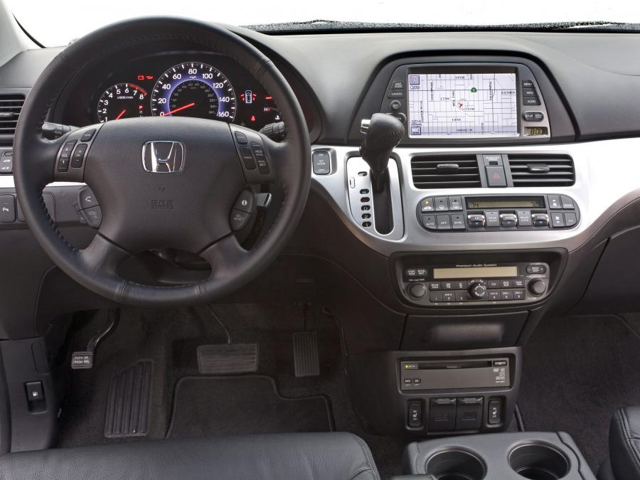  Honda Odyssey 2005 года  (US) (фото 13 из 49)